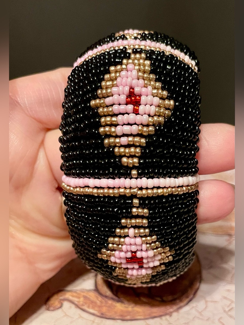 Seed Bead Southwestern Chunky Domed Bangle - Picture 3 of 6